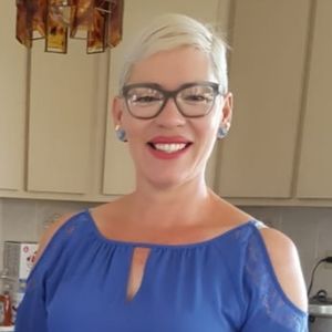 Meet your Posher, Ivelisse